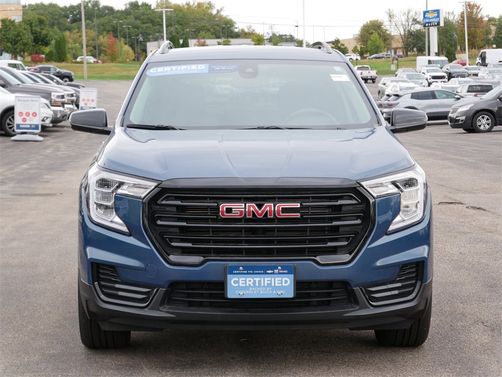 Used 2024 GMC Terrain SLE with VIN 3GKALTEG9RL210359 for sale in Inver Grove Heights, Minnesota