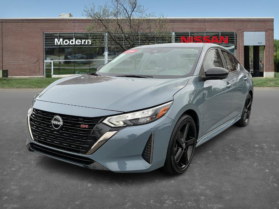 2024 Nissan Sentra SR's photo