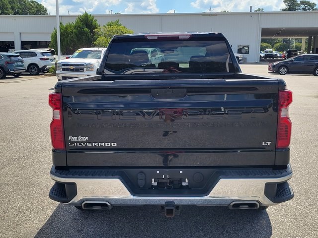 2021 Chevrolet Silverado 1500 LT photo 3