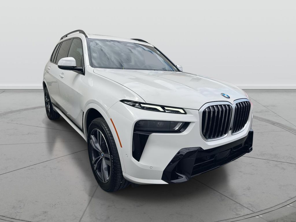 2024 BMW X7 40i's photo