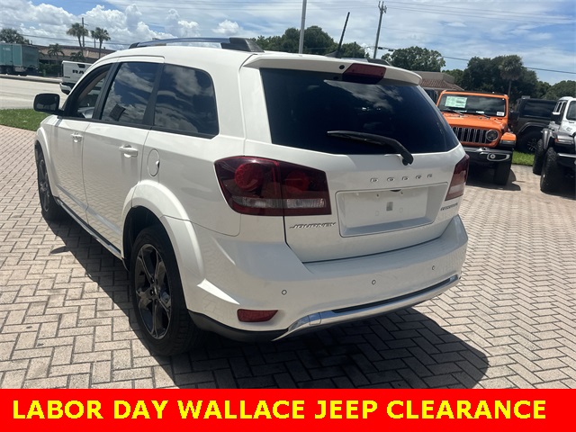 2020 Dodge Journey Crossroad photo 10