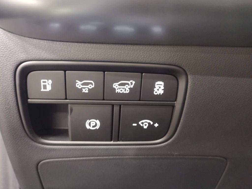 2026 Hyundai Ioniq SEL photo 24