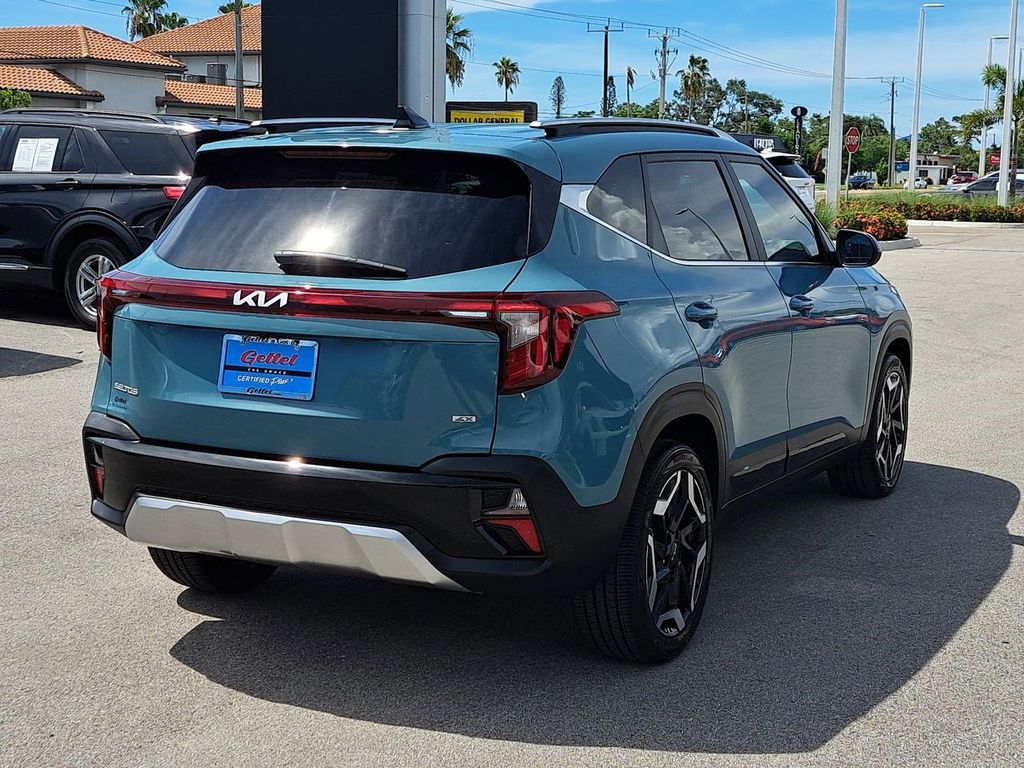 2025 Kia Seltos SX photo 4