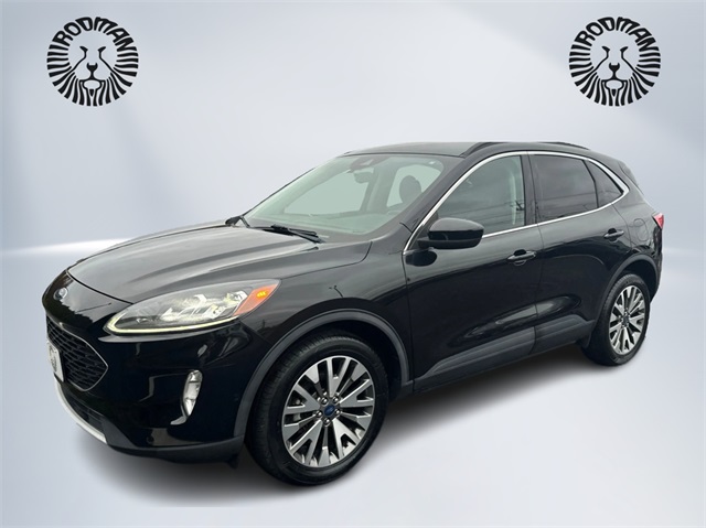 2021 Ford Escape Titanium's photo