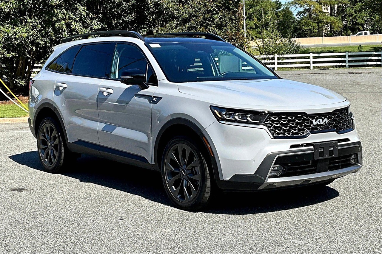2022 Kia Sorento X-Line SX Prestige photo 2
