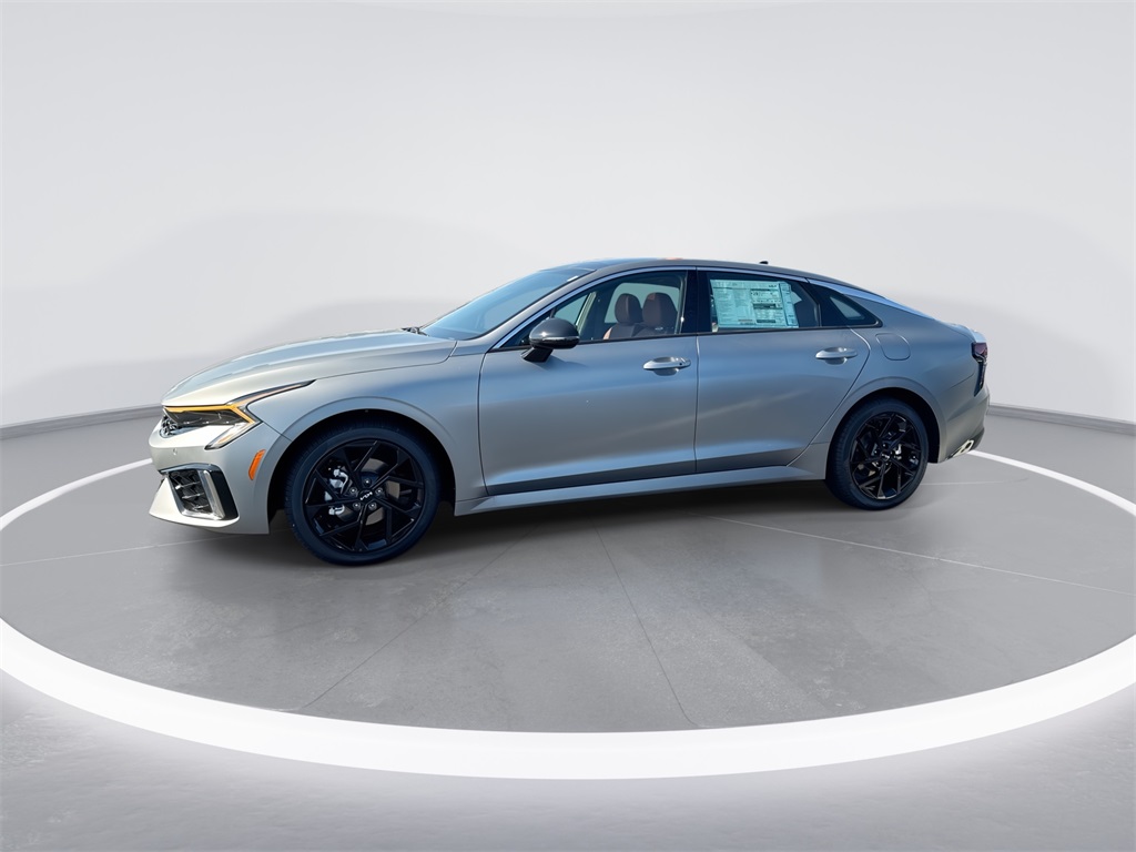 2026 Kia K5 GT-Line photo 5