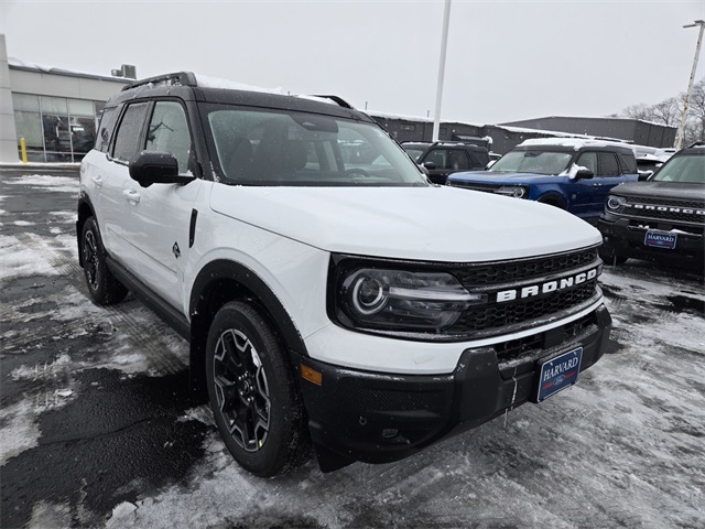 2025 Ford Bronco Sport Outer Banks's photo