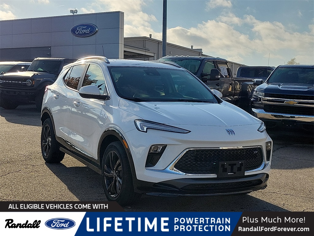 2024 Buick Encore GX Sport Touring's photo