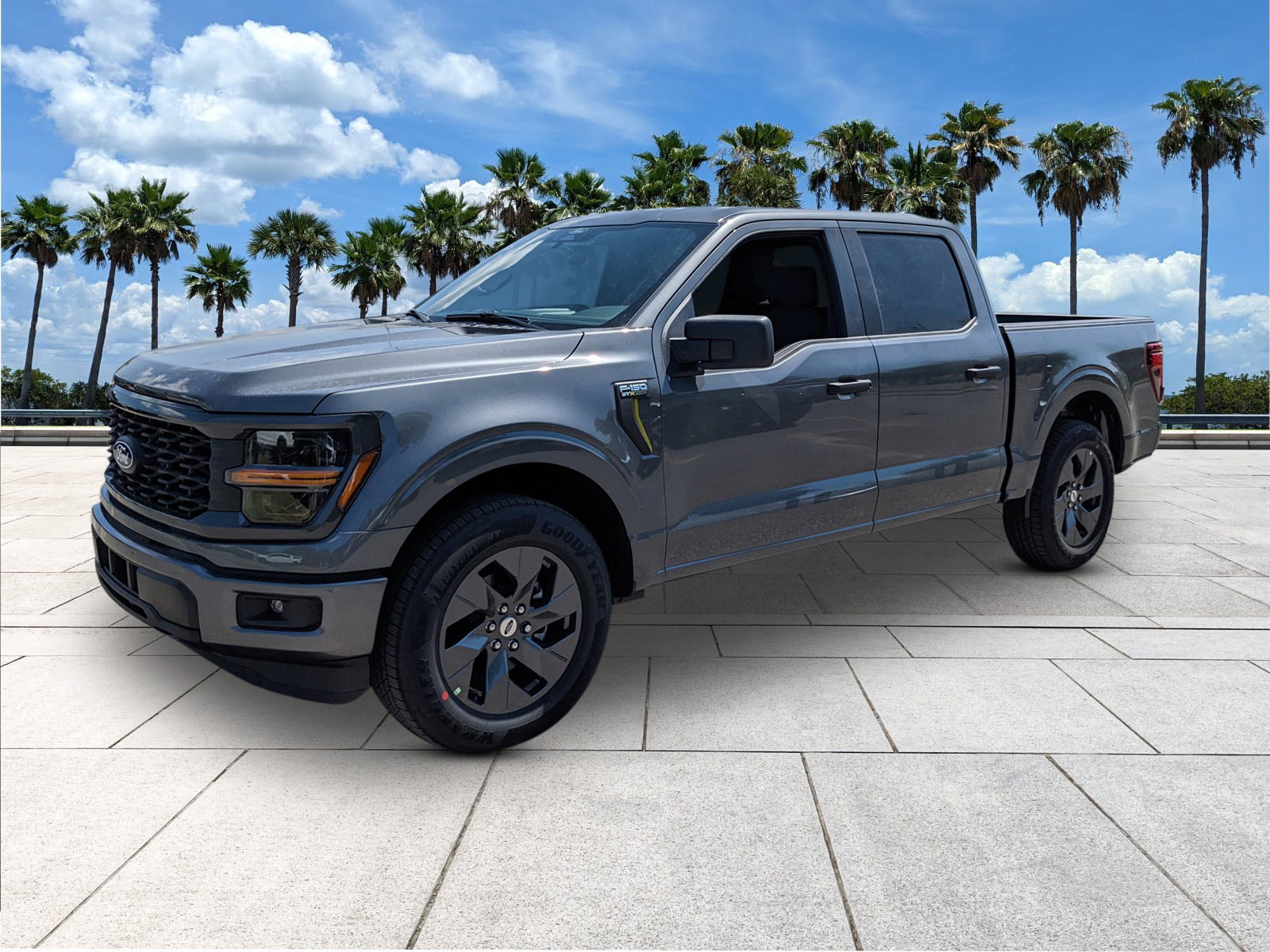 2025 Ford F-150 STX photo 4