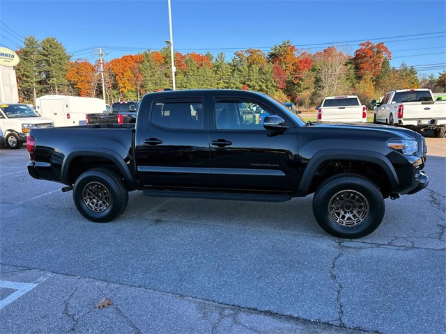 2023 Toyota Tacoma Trail Edition photo 2