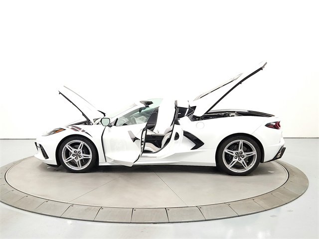2021 Chevrolet Corvette Stingray 2LT photo 12
