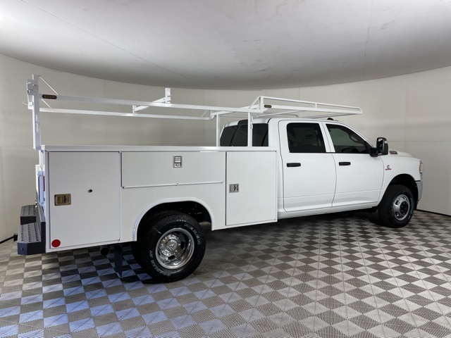 2024 Ram 3500 Tradesman photo 4