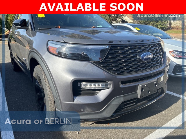 2022 Ford Explorer ST's photo