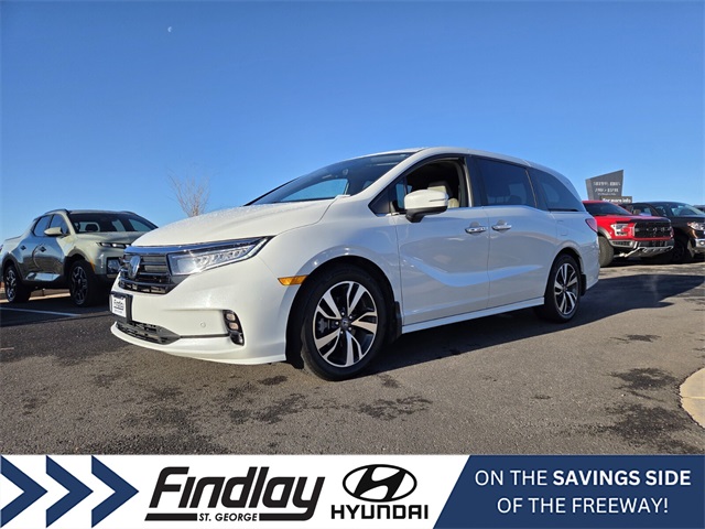 2023 Honda Odyssey Touring's photo
