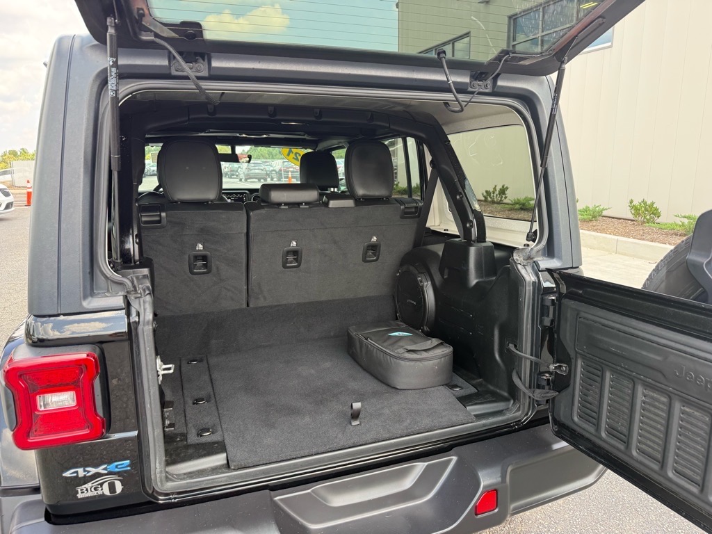 2021 Jeep Wrangler Unlimited Sahara 4xe photo 11