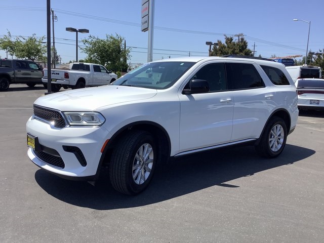2024 Dodge Durango SXT photo 3