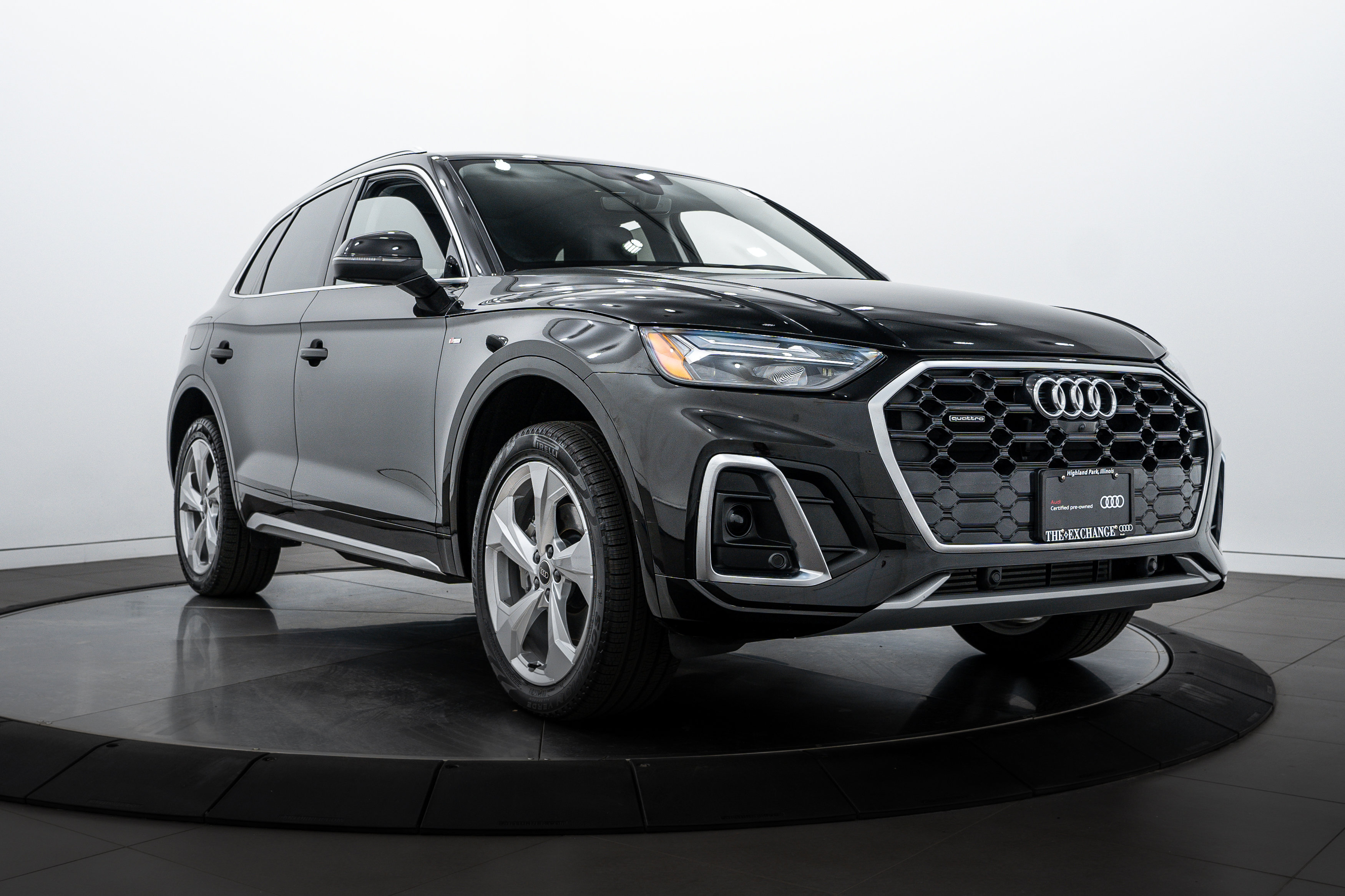 2025 Audi Q5 Premium Plus's photo