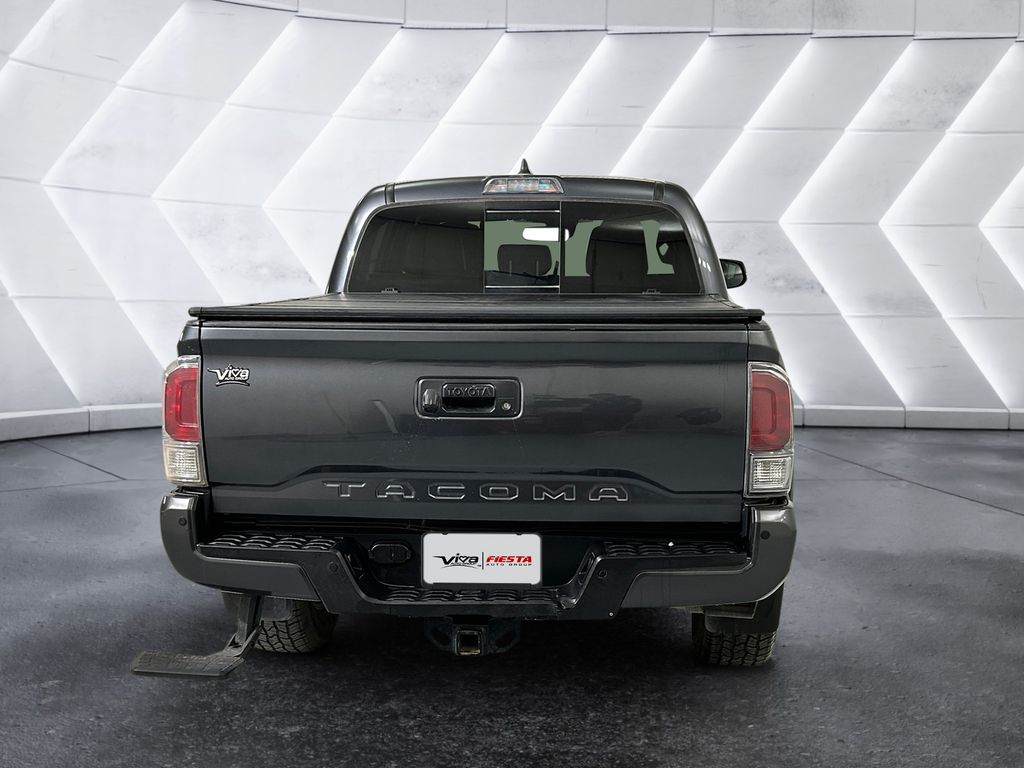 2023 Toyota Tacoma TRD Off-Road photo 3