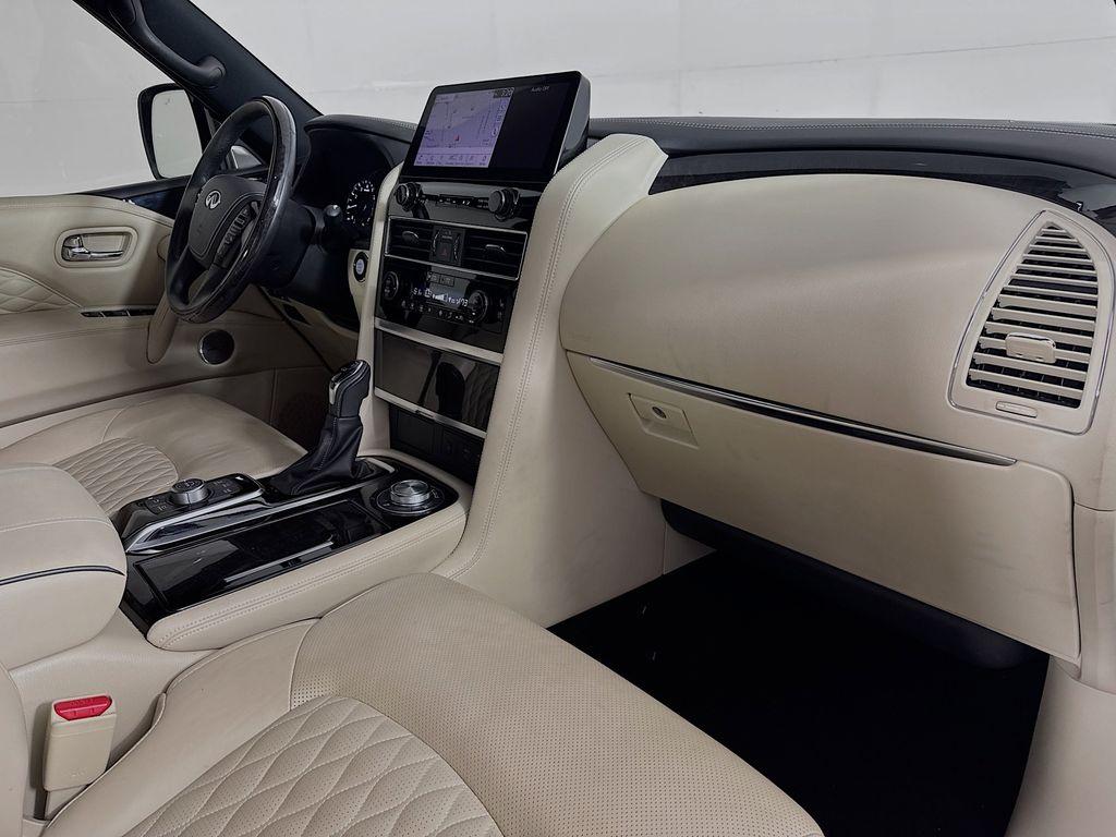 2024 Infiniti QX80 Sensory photo 32