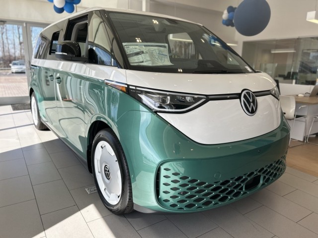 buzz　1225 New 2025 Volkswagen ID. Buzz 4D Passenger Van in St. Charles
