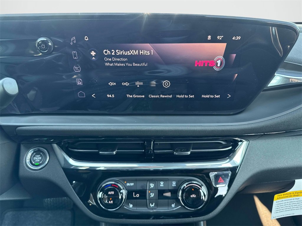 2025 Buick Envista ST photo 26