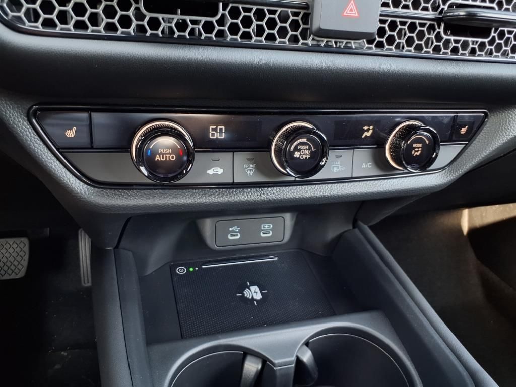 2026 Honda HR-V Sport photo 21