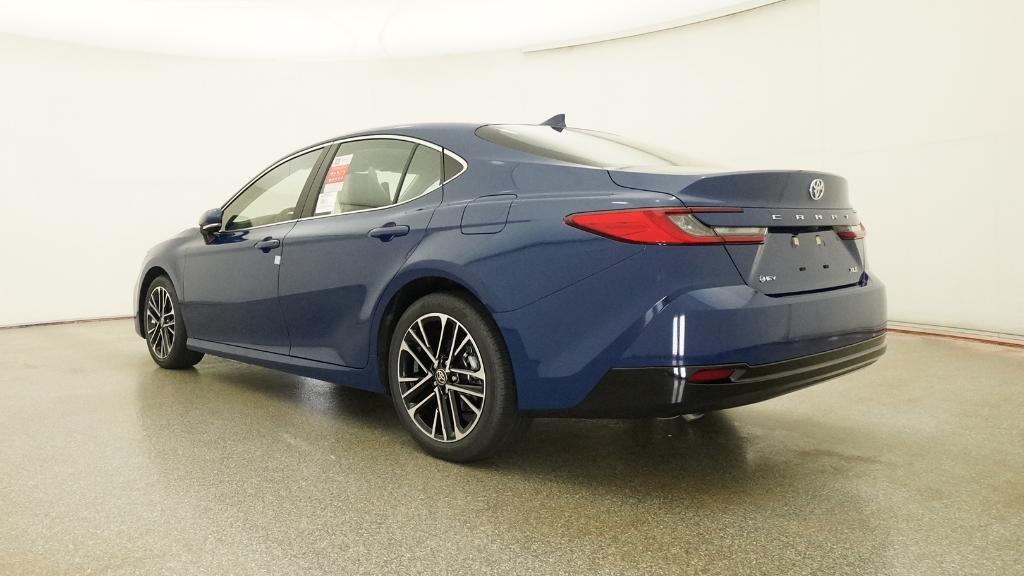 2025 Toyota Camry XLE photo 13