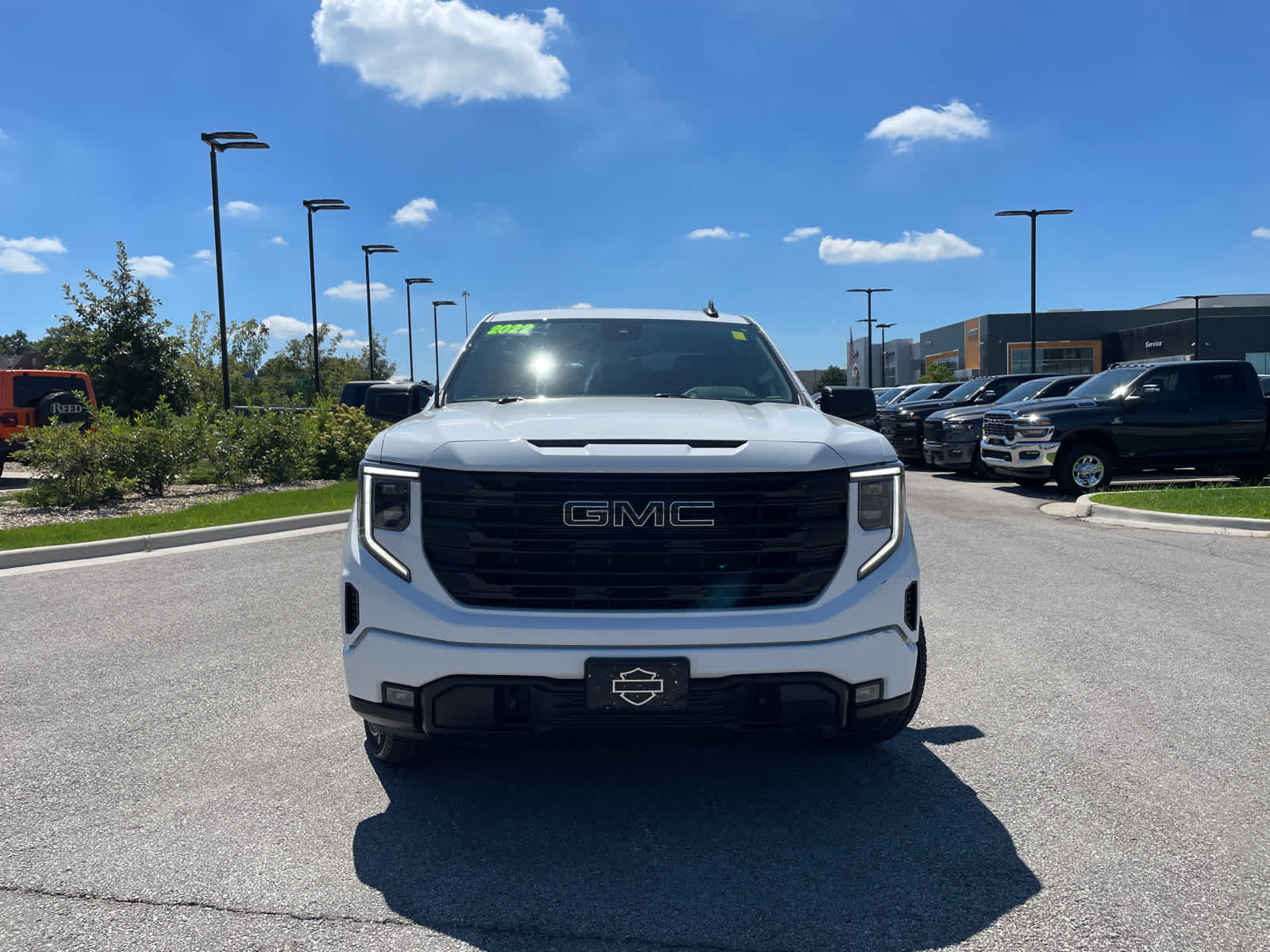 2022 Gmc Sierra 1500 Elevation photo 3