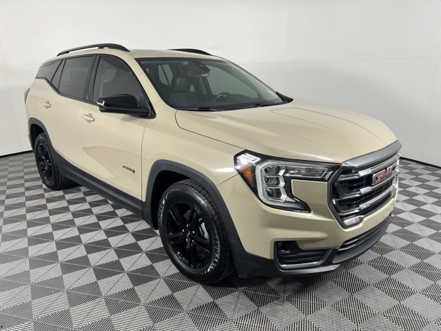2022 GMC Terrain AT4's photo