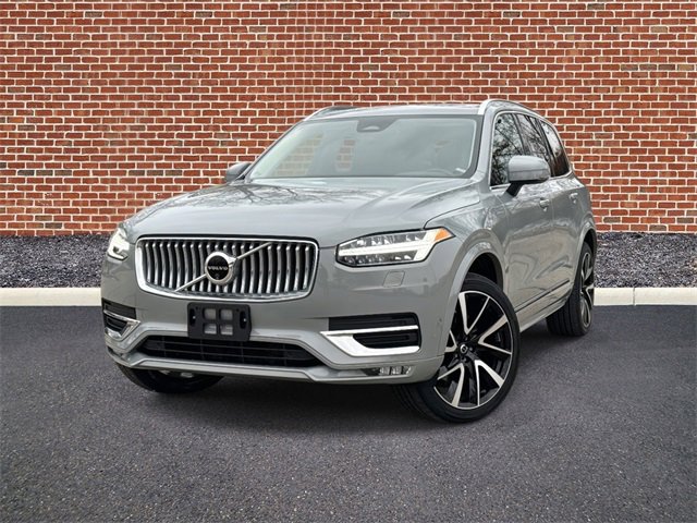 2024 Volvo XC90 Plus's photo