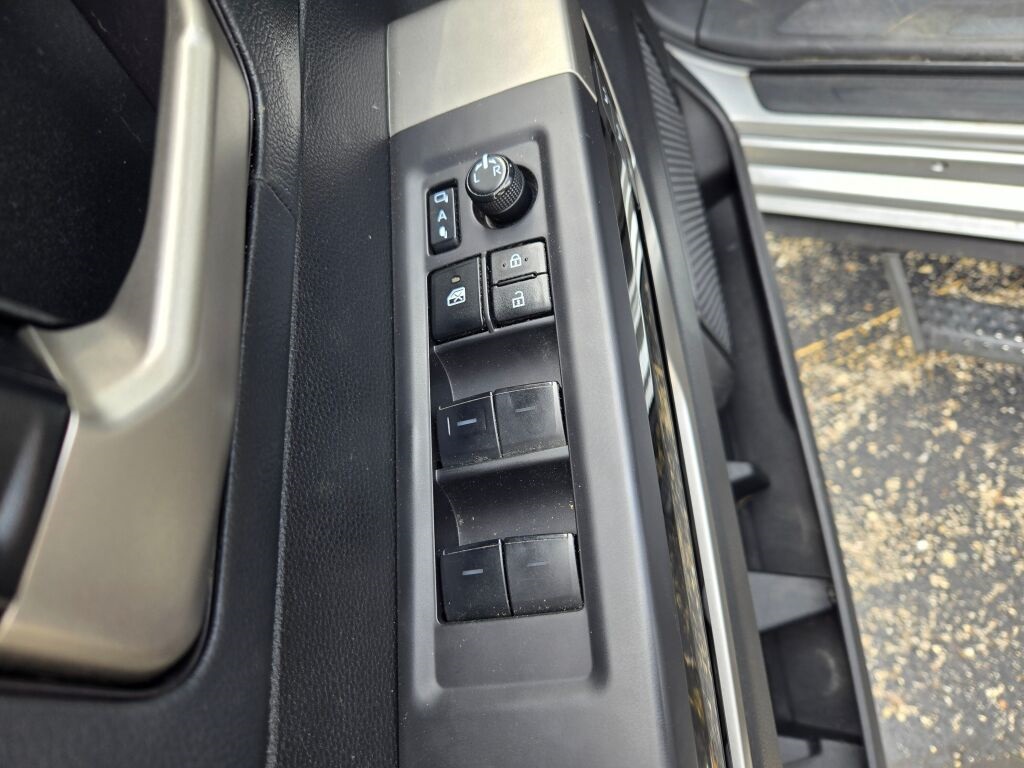 2023 Toyota Tundra Limited photo 23