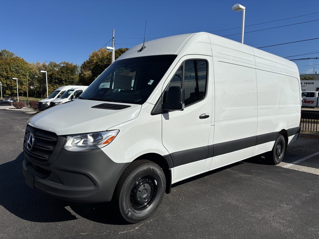 2026 Mercedes-Benz Sprinter Cargo Van Base's photo