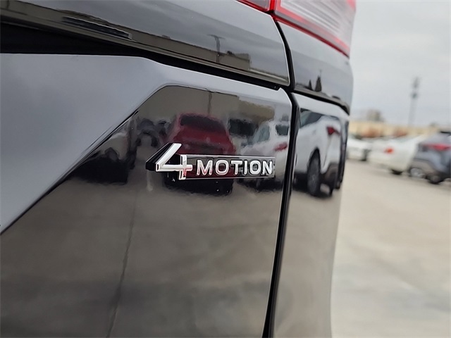 2025 Volkswagen Atlas Peak Edition SE Technology photo 4