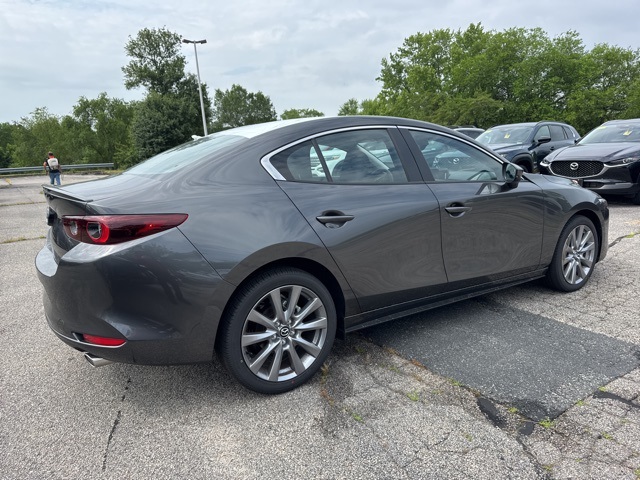 2025 Mazda Mazda3 Sedan 2.5 s Preferred photo 3