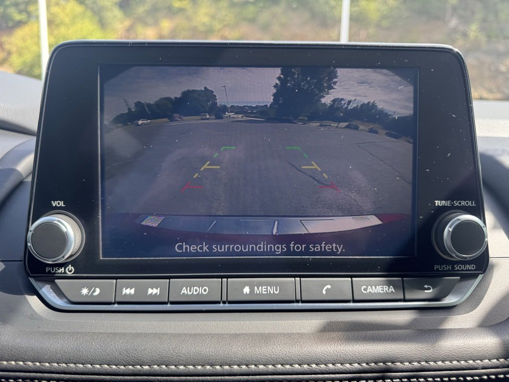 2025 Nissan Rogue SV photo 16