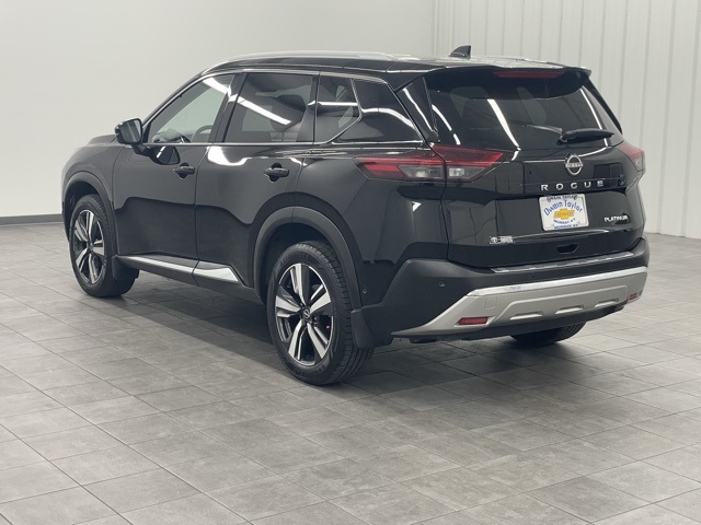 2022 Nissan Rogue Platinum photo 3