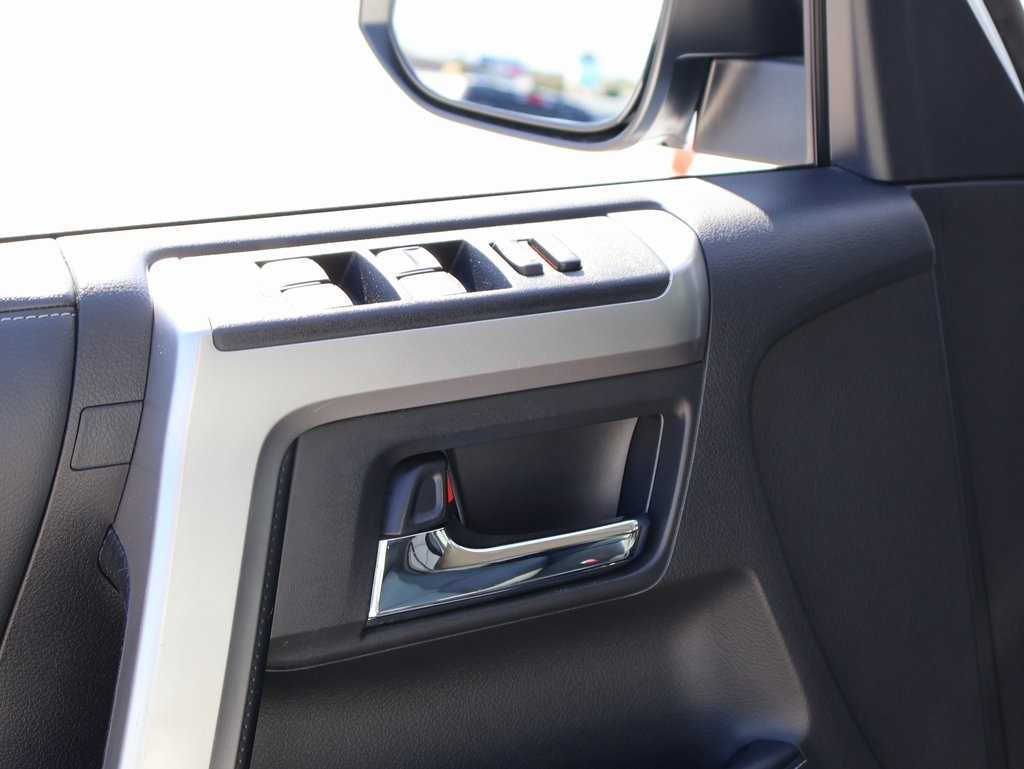 2024 Toyota 4Runner SR5 Premium photo 20