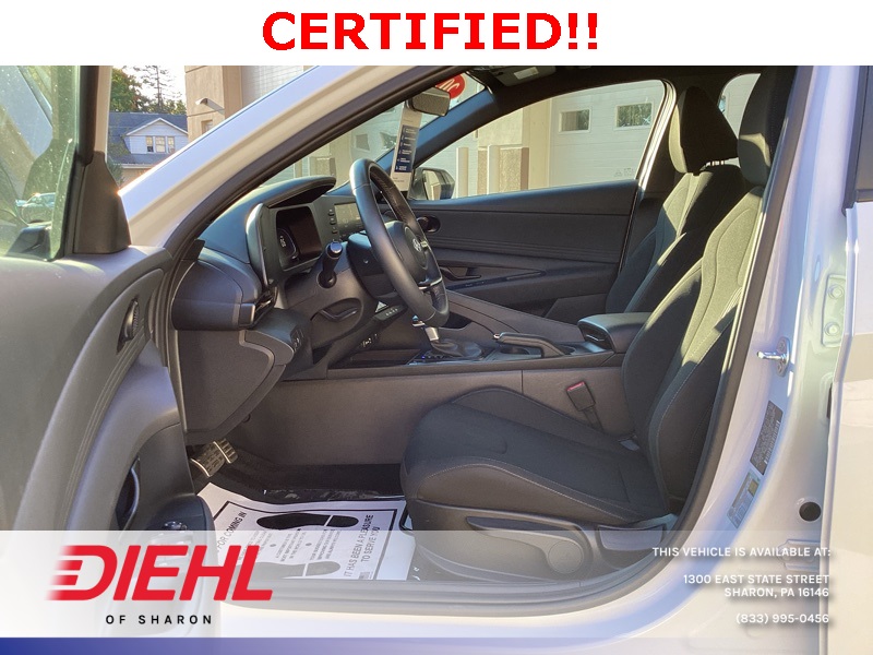 2025 Hyundai Elantra SEL Sport photo 21