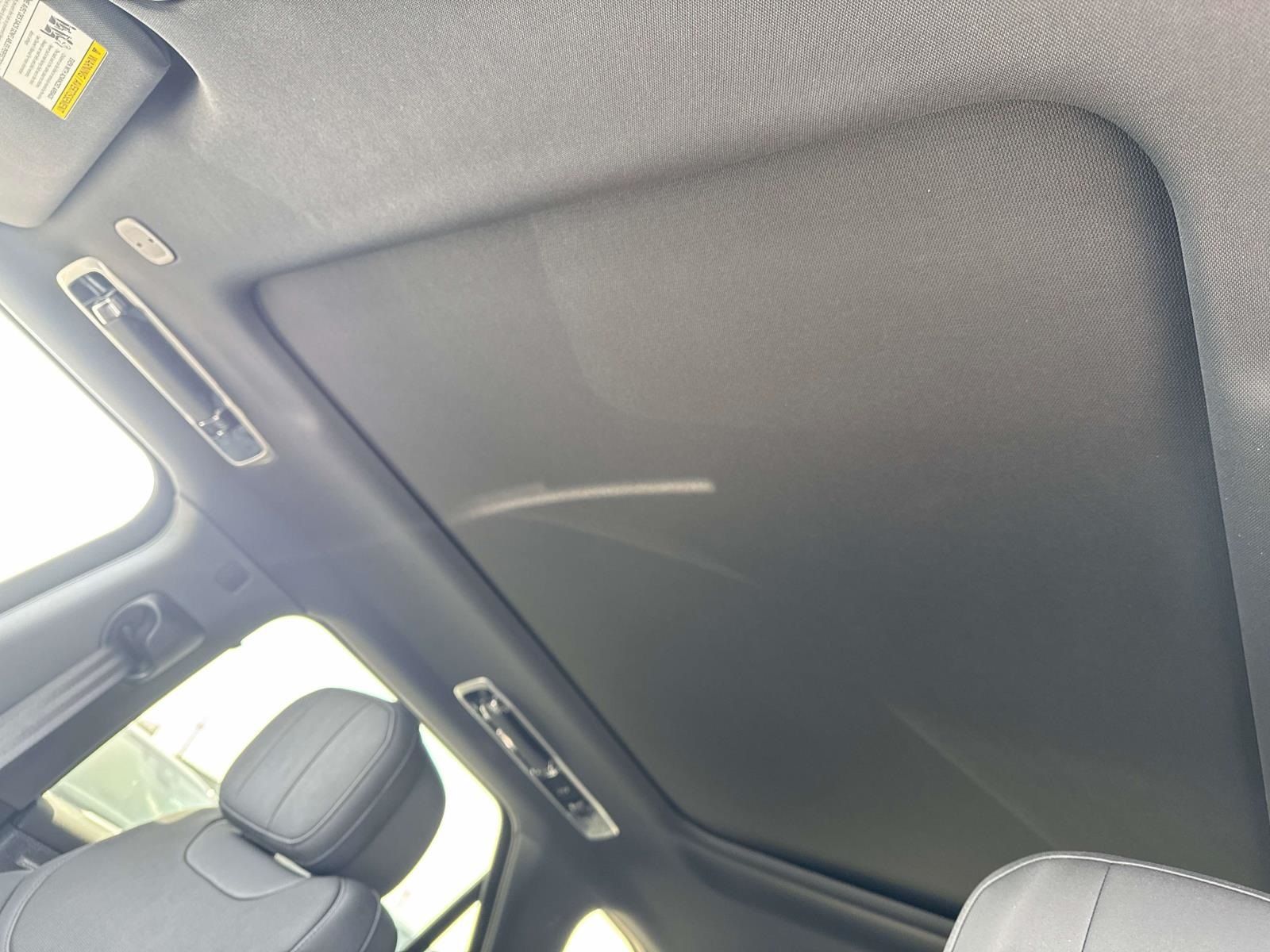 2025 Land Rover Range Rover Sport SE photo 10
