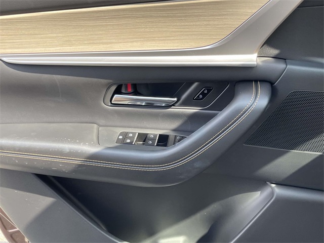2025 Mazda CX-70 Plug-in Hybrid Premium photo 25