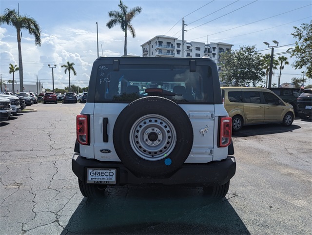 2025 Ford Bronco Base photo 10
