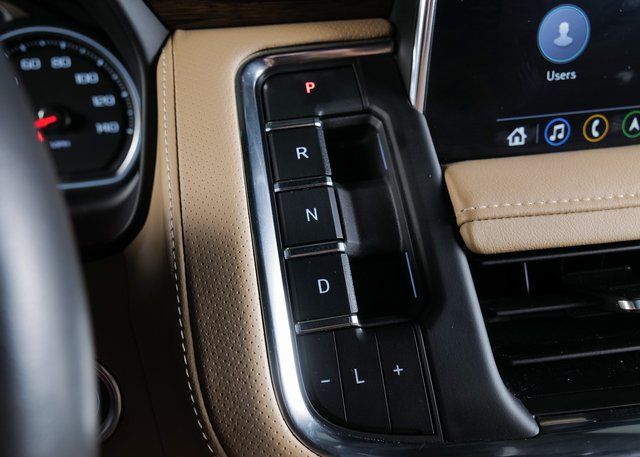 2021 Chevrolet Tahoe Premier photo 20