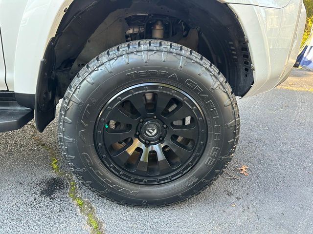 2019 Toyota 4Runner TRD Off-Road Premium photo 10