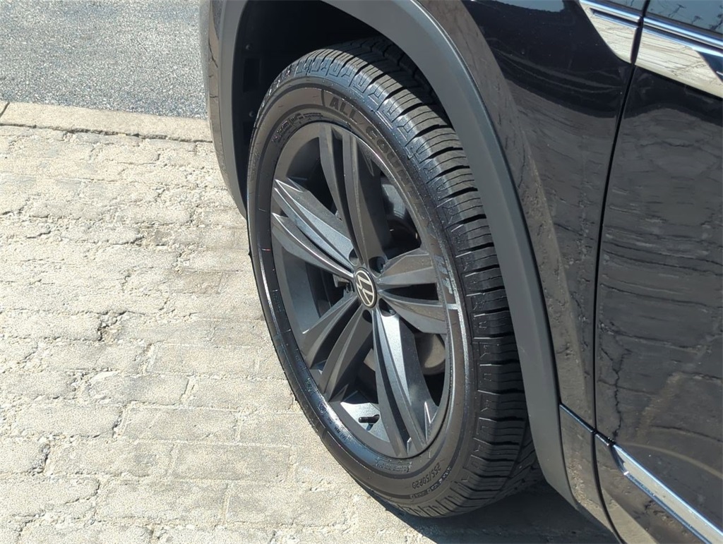 2022 Volkswagen Atlas V6 SEL R-Line photo 27