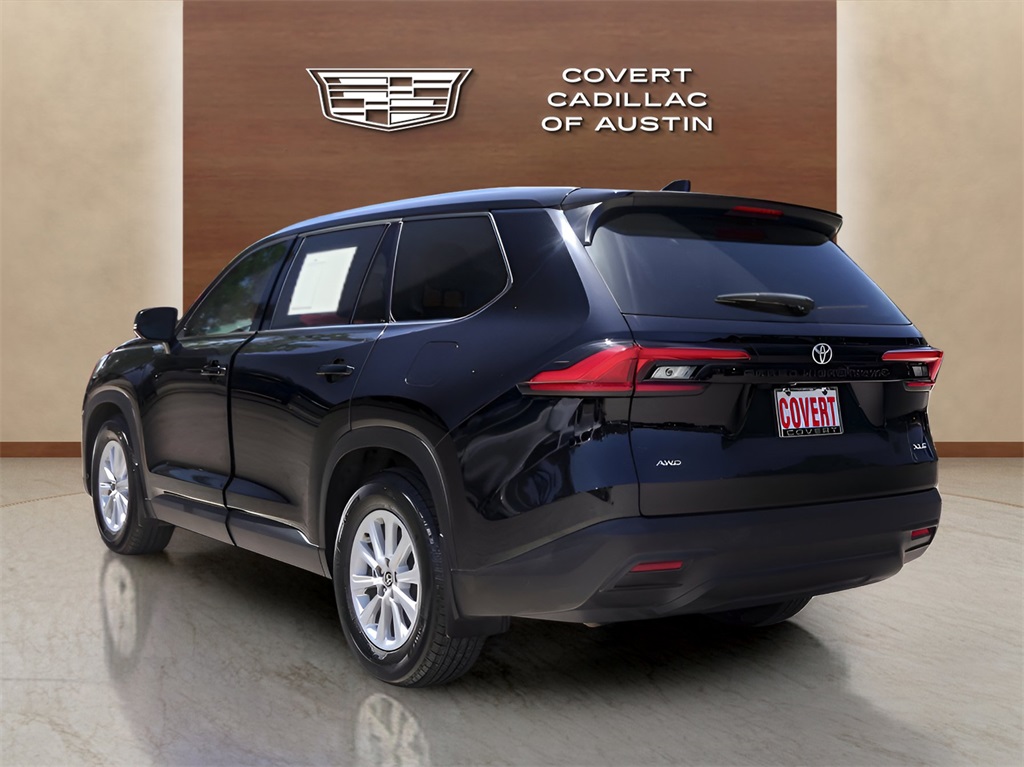 2024 Toyota Grand Highlander XLE photo 3