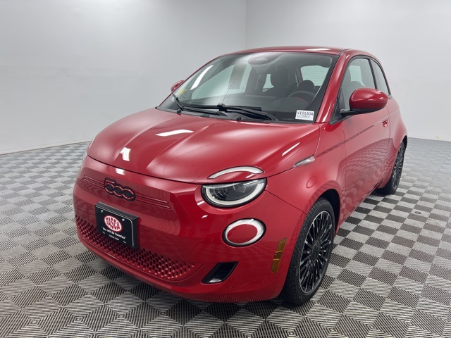 Used 2024 FIAT 500e Base with VIN ZFAFFAA42RX204035 for sale in Johnston, RI