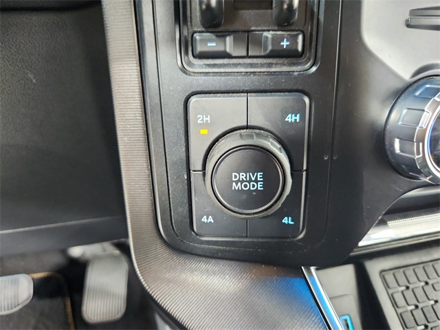 2023 Ford F-150 Platinum photo 26