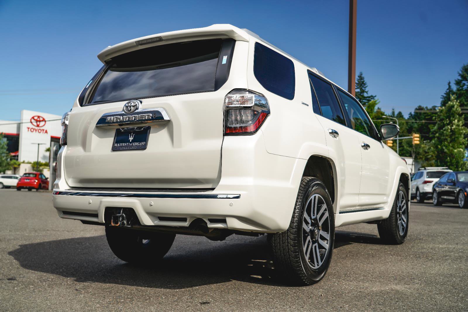 2023 Toyota 4Runner Limited photo 9