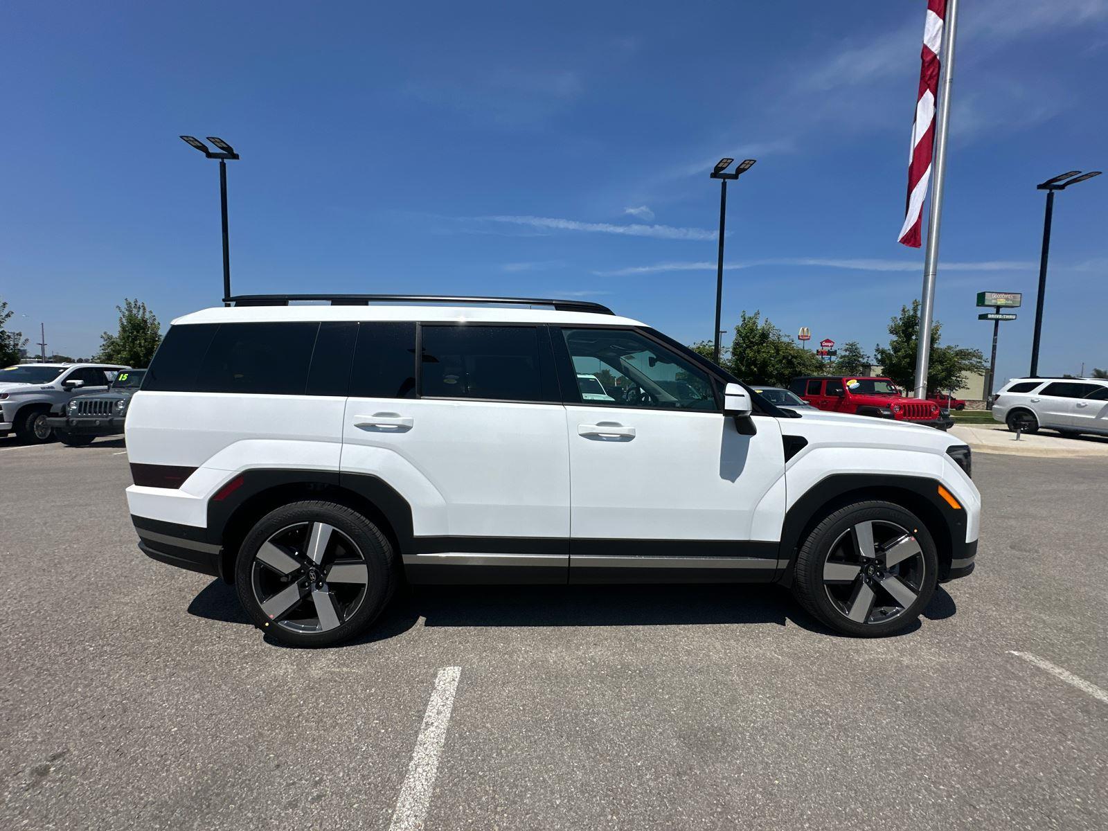 2026 Hyundai Santa Fe Hybrid photo 3