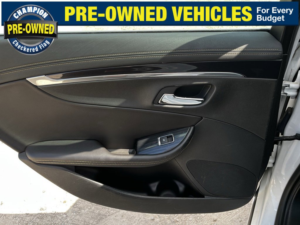 2016 Chevrolet Impala 1LT photo 17